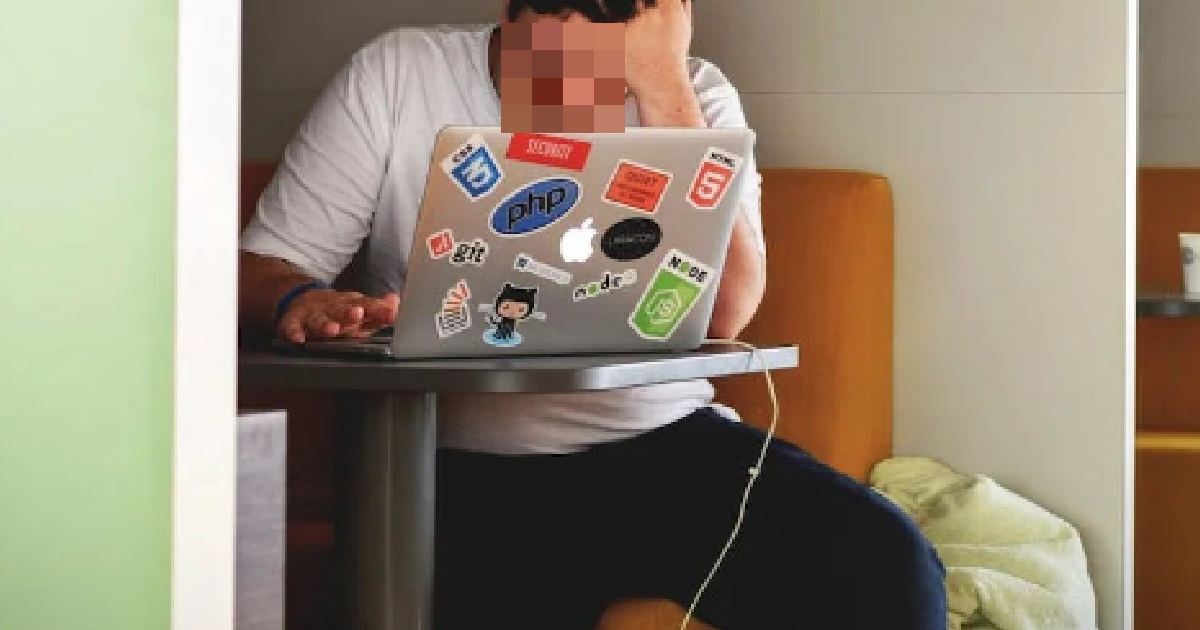 FRESH GRAD REJECTS $2.5K JOB, GET NAGGED NON-STOP BY HIS MONEY MINDED MOTHER