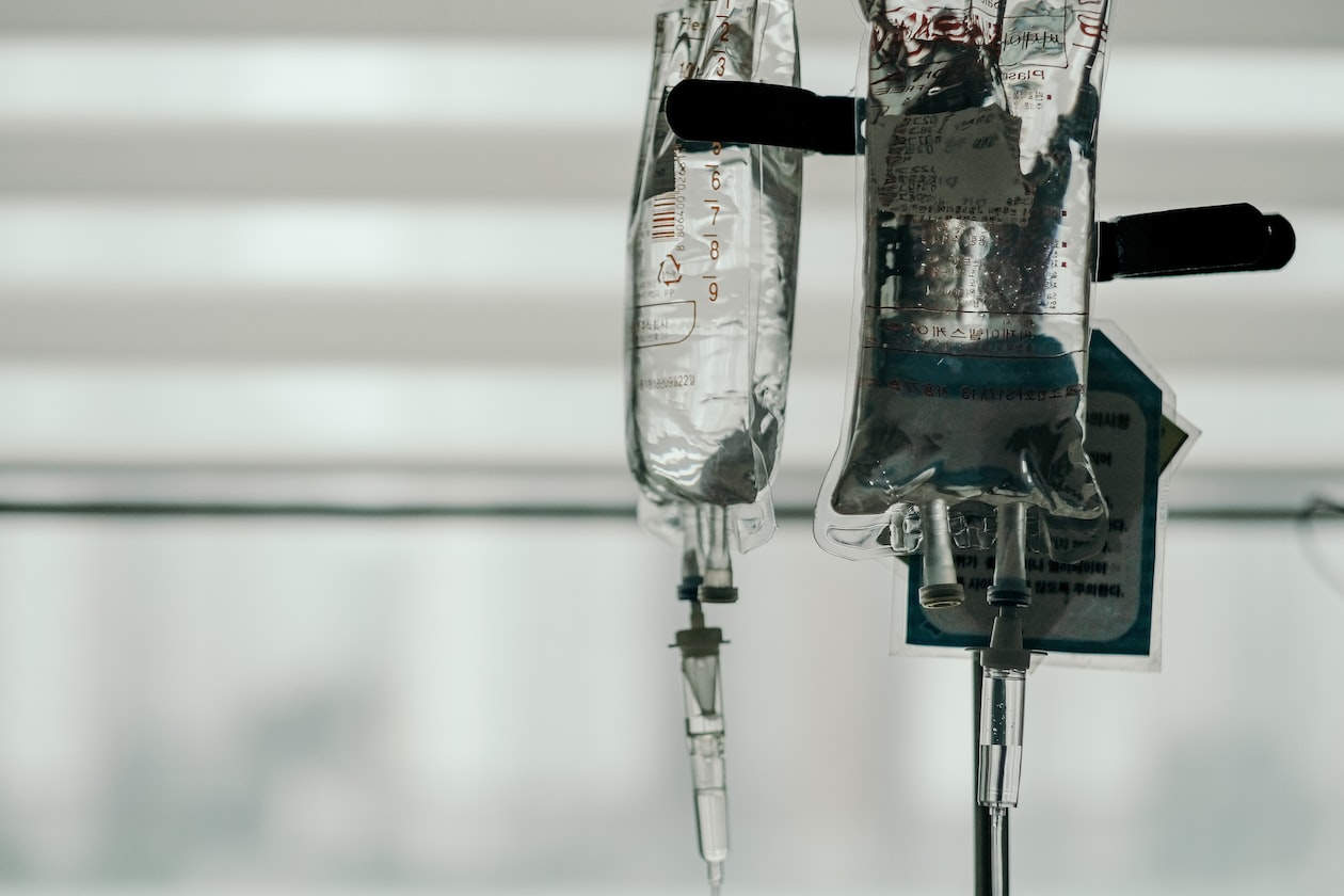 WOMAN REPORTS BOSS TO HR, AFTER BOSS INSIST SHE IS FAKING HER ILLNESS