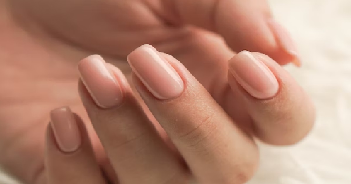 COUPLE FIGHT OVER NAIL POLISH, FIGHT UNTIL HUSBAND WANTS TO DIVORCE