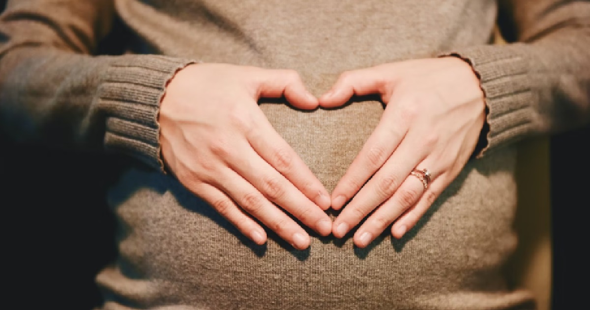 GUY GOT GF PREGNANT, CAN’T AFFORD TO RAISE BABY BUT NO MONEY FOR ABORTION