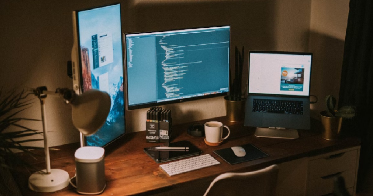 EMPLOYEE GIVEN $2K “WFH ALLOWANCE” TO BUY WHATEVER HE WANTS TO WFH