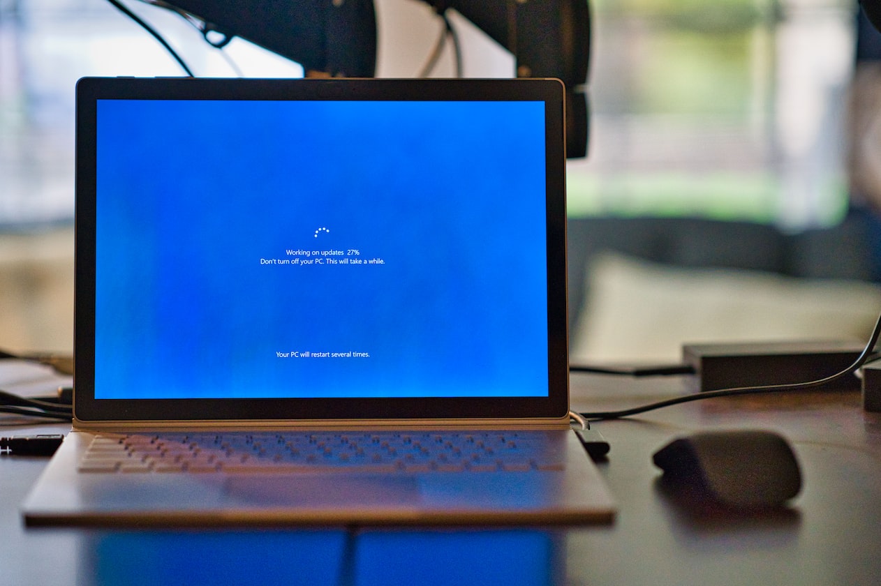 MAN LEFT SCHOOL THINKING HE CAN BE LIKE MARK ZUCKERBERG OR BILL GATES, ENDS UP POOR