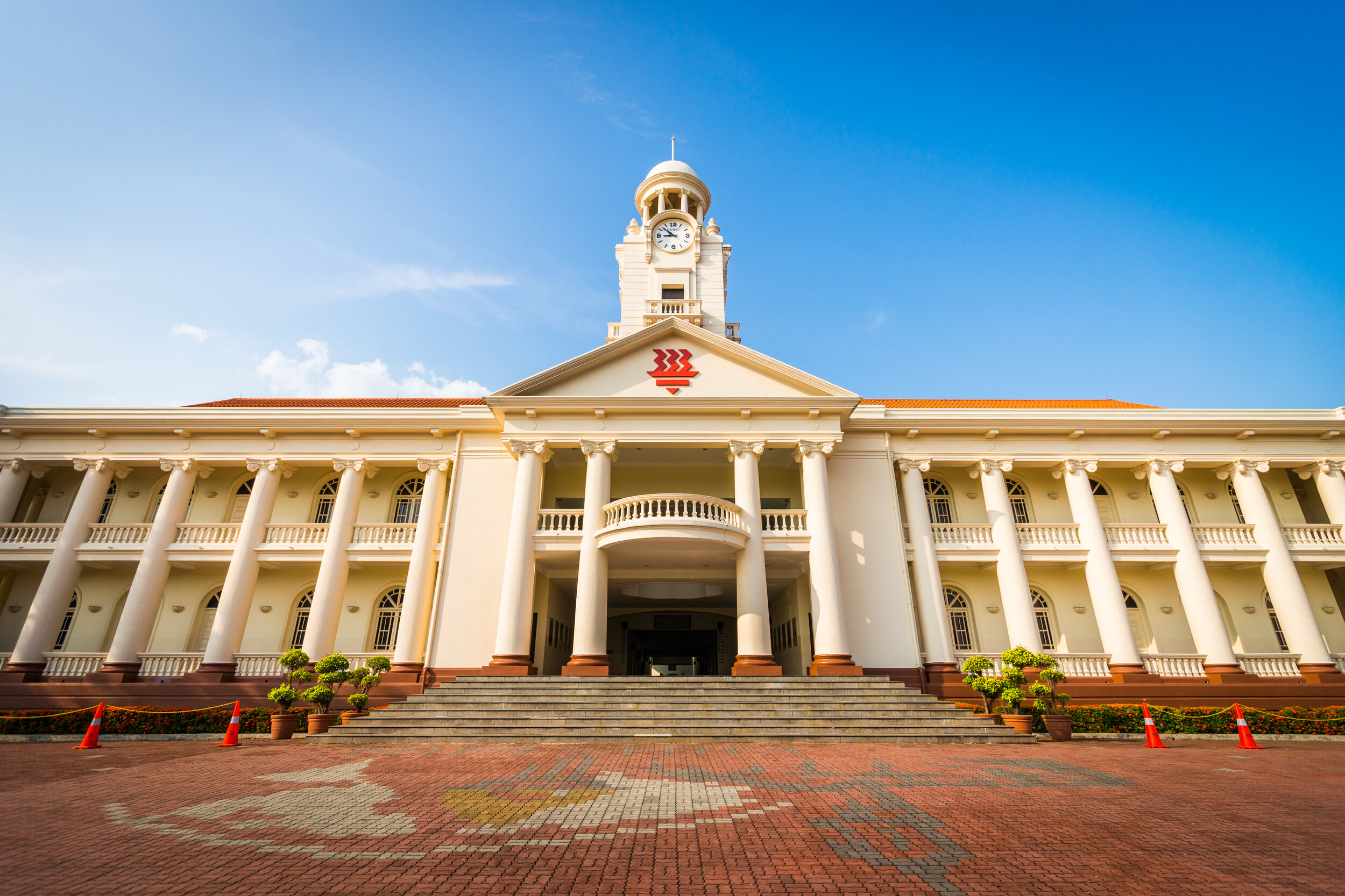 SECONDARY 3 NORMAL STUDENT ASKS IF ITS POSSIBLE TO GET INTO HWA CHONG INSTITUTION
