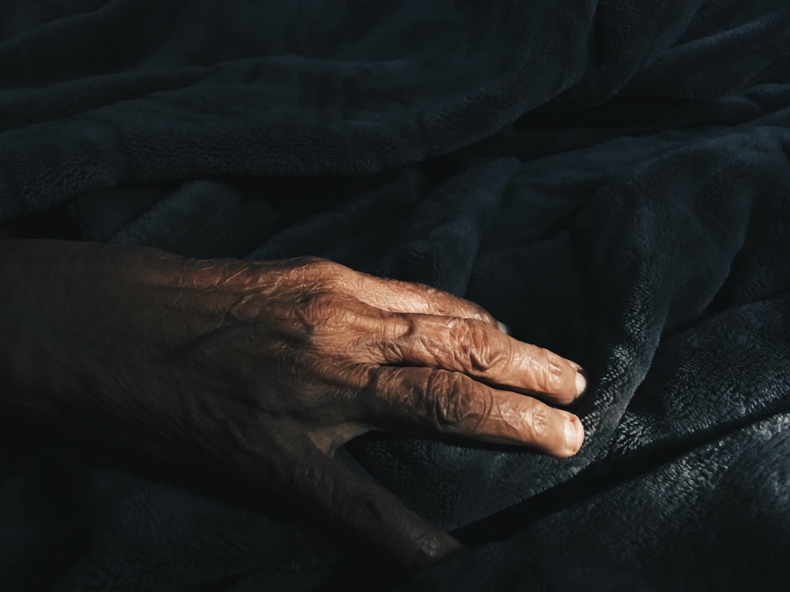 GIRL SAYS SHE DATE VERY OLD GUYS BECAUSE SHE CAN WAIT FOR INHERITANCE