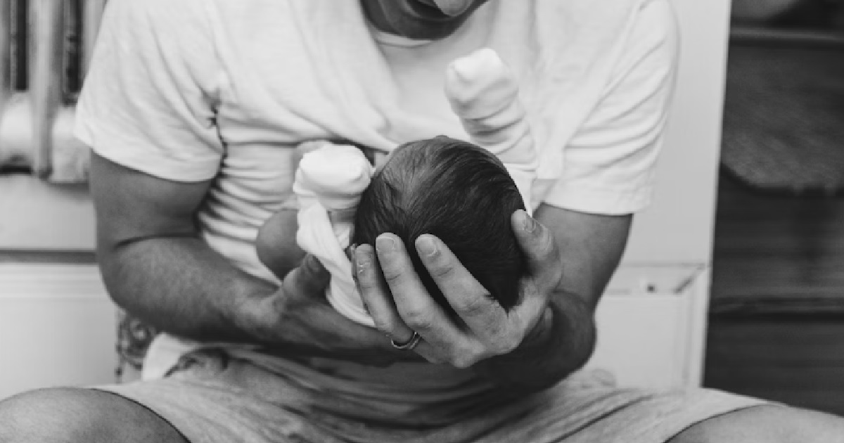 MAN THREATENS TO CHEAT ON GIRLFRIEND IF SHE DOESN’T GIVE HIM CHILDREN