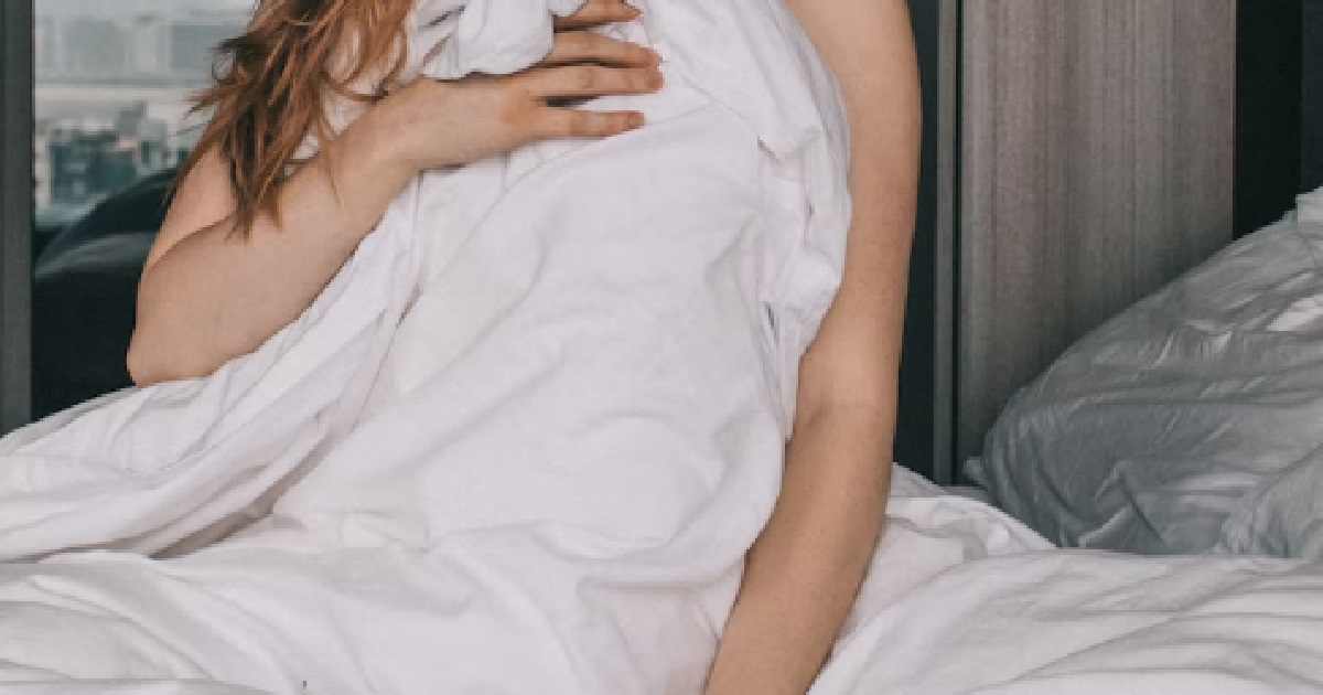 GF MOANED ANOTHER GUY’S NAME IN BED, SAYS IT’S BECAUSE TV WAS ON & SHE HEARD THAT NAME