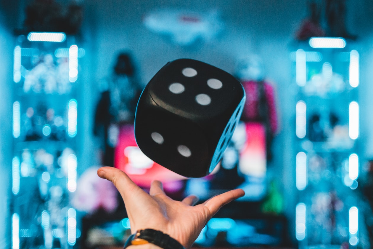 GIRL SAYS WANT TO LEAVE HER MAN ONCE SHE GET HIS HDB, CAUSE HE IS A GAMBLING ADDICT