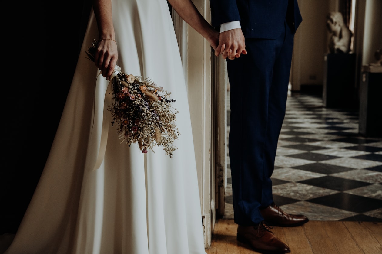 MAN THINKS GUYS WHO WEAR NO.1 ARMY UNIFORM FOR WEDDING GOT EGO ISSUES