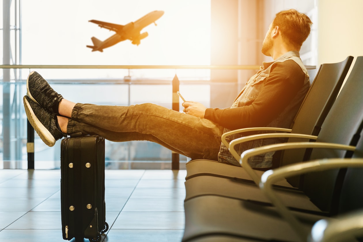 MAN SAYS TRAVELLING IS LIFE, SINGAPORE TOO SMALL NOT MUCH VARIETY EQUALS NO LIFE