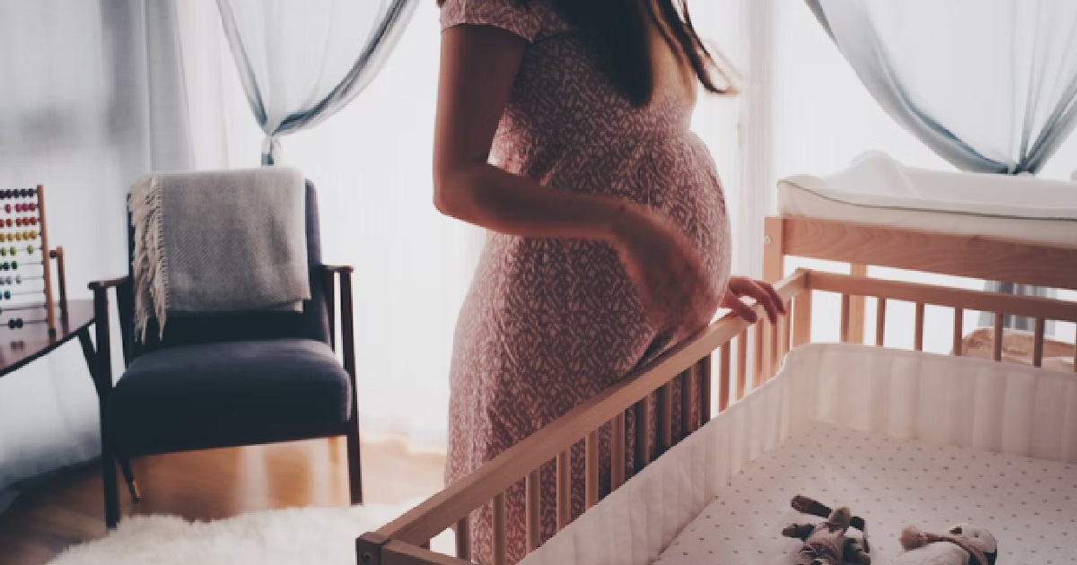 MAN CHEATS ON PREGNANT WIFE & NOW THE OTHER WOMAN ALSO PREGNANT, BEGS FOR FORGIVENESS
