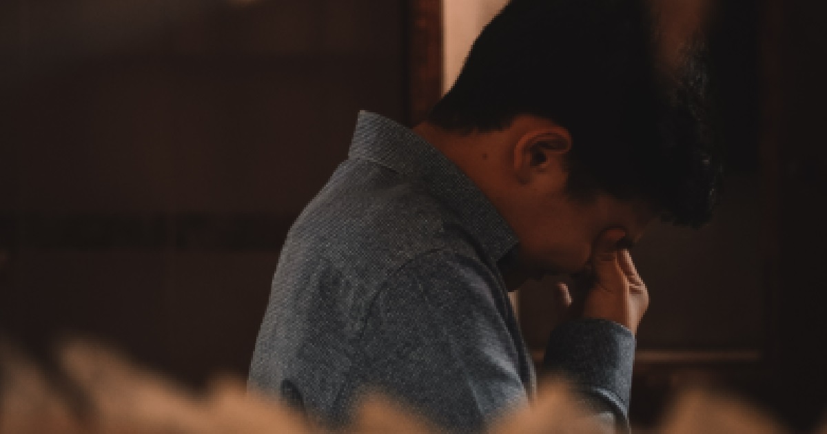 WOMAN FEELS MORE ATTRACTED TO BF AFTER HE CRIED IN FRONT OF HER FOR THE 1ST TIME