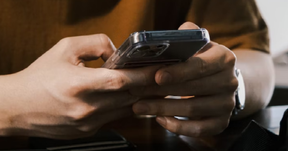 BF LIKES TO BLOCK GF FOR SMALL FIGHTS, 2 MONTHS NO CONTACT THEN ACT LIKE ALL IS NORMAL AGAIN