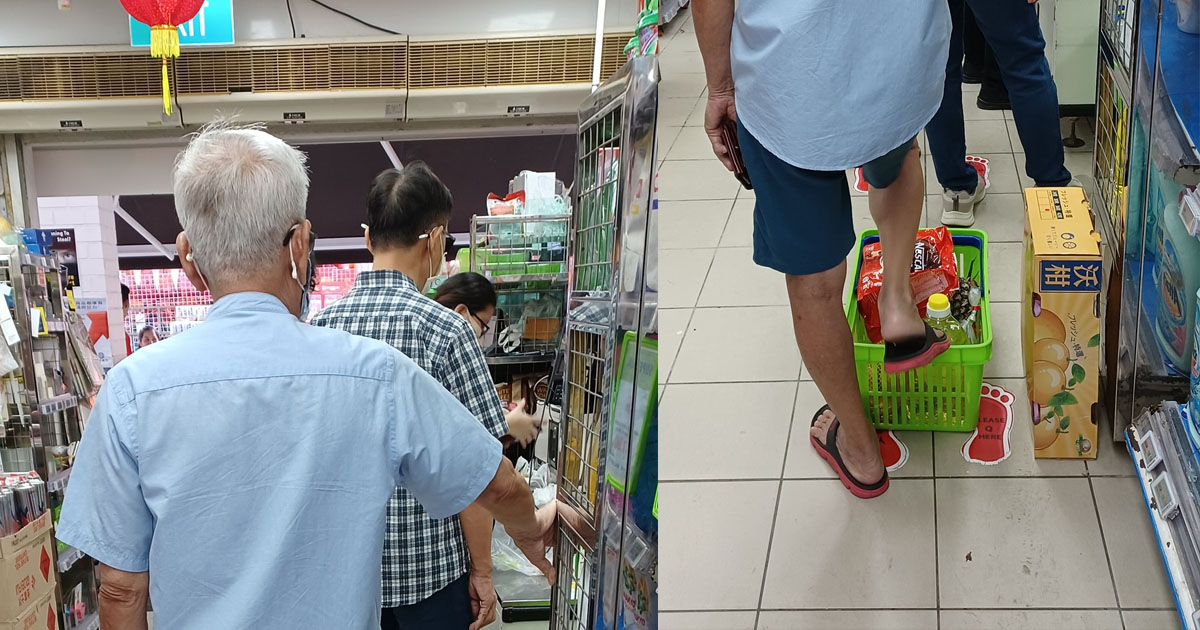 YISHUN OLD MAN SCOLDS SHOPPER ‘SIAO’ AFTER TOLD NOT TO STEP ON THE BASKET
