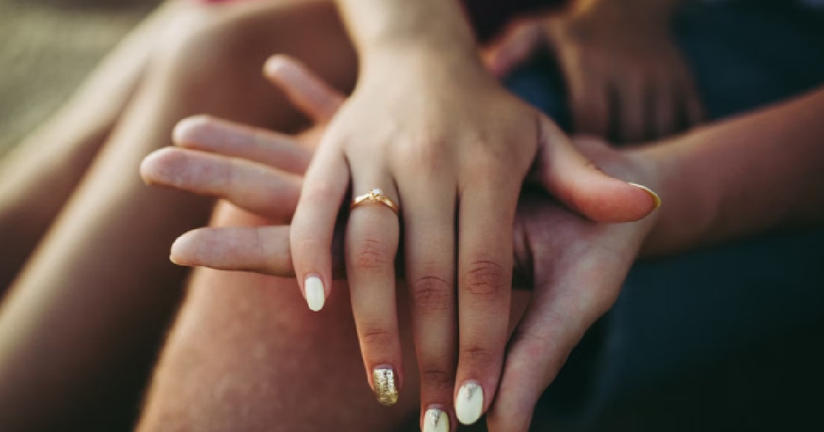 GF NOT HAPPY WITH THE WAY BF PROPOSED TO HER, HAD TO REDO IT & MADE BF CRY
