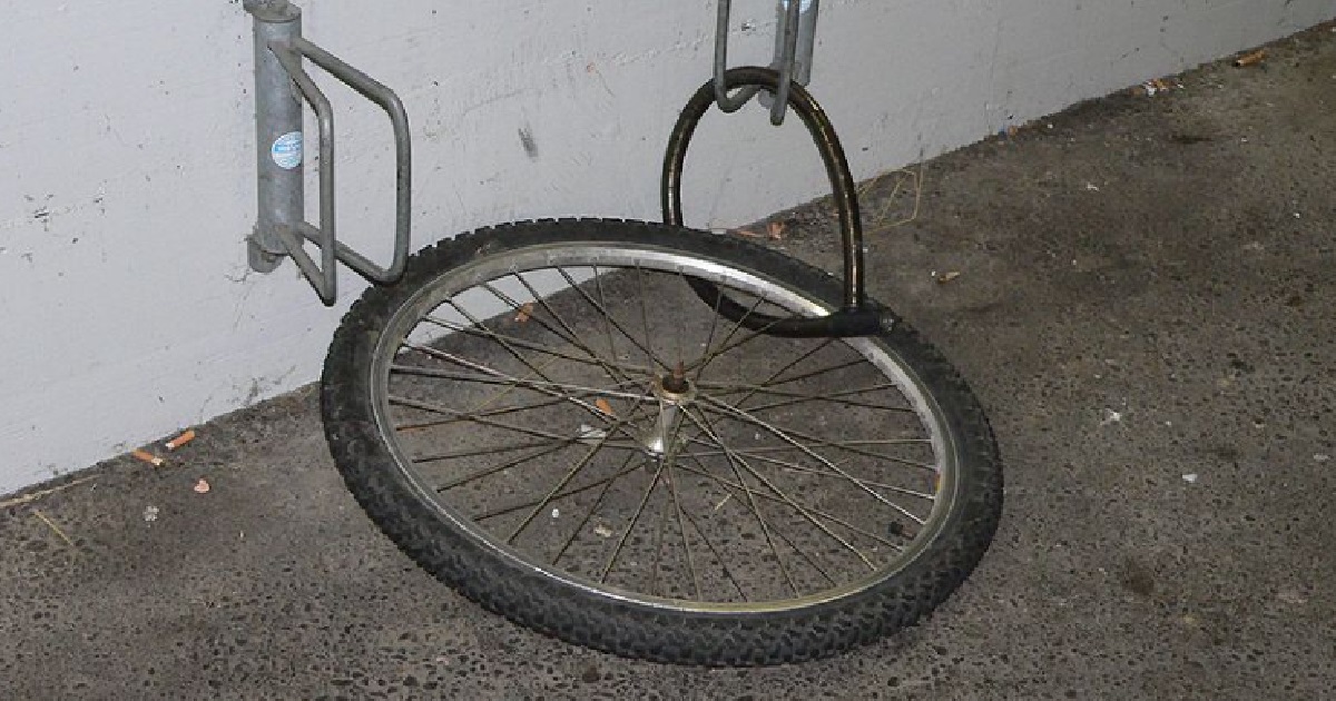 EXPAT NEVER SEE OR EXPERIENCE ANY THEFT IN S’PORE YET, ASKS IS IT JUST A MYTH