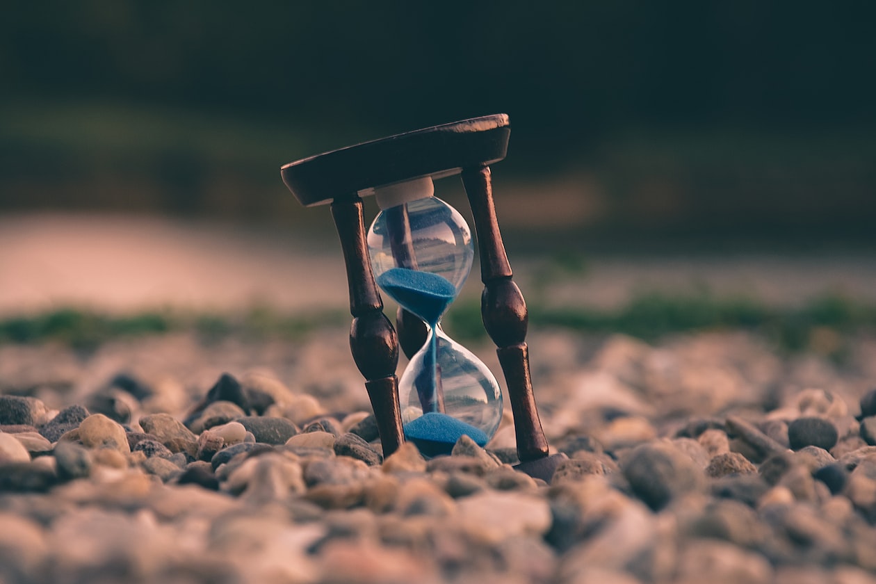 GIRL KPKB HER SELF EMPLOYED BF ALWAYS NO TIME FOR HER
