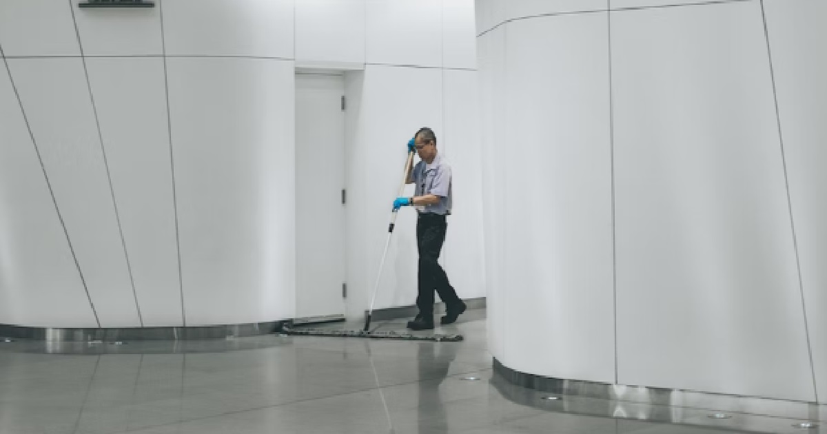 NETIZEN ASKS HOW MUCH DO YOU NEED TO EARN TO BE CONSIDERED POOR IN S’PORE