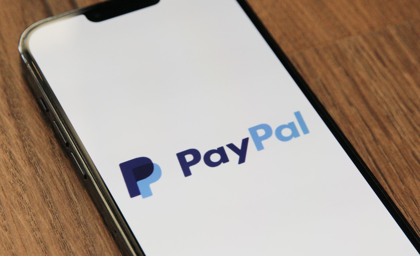 PAYPAL WILL RETRENCH 2,000 WORKERS BECAUSE IT NEEDS TO SAVE COSTS