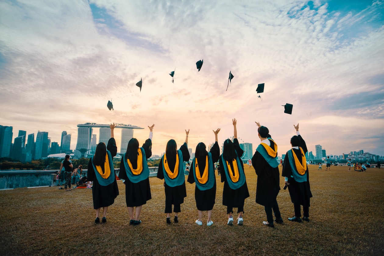 EMPLOYER: FRESH GRADS WANT HIGH SALARY & WORK-LIFE BALANCE, ASKING FOR TOO MUCH