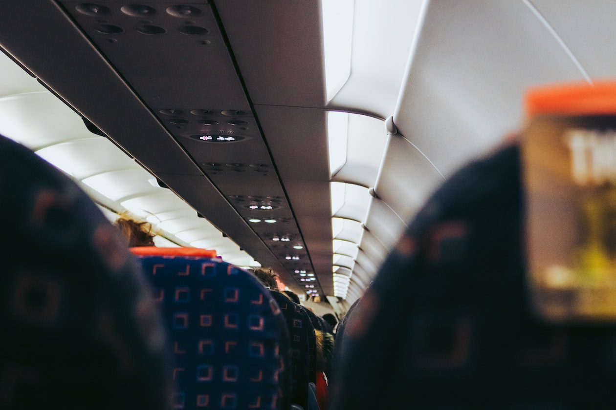 AIRLINE TELL STEWARDESS TO MEET BMI REQUIREMENT, NO CHOICE BUT TO STARVE