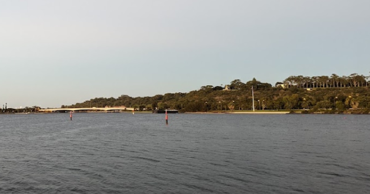 16 Y.O GIRL KILLED BY SHARK AFTER JUMPING IN RIVER, PASSERBY TRIED TO SAVE HER