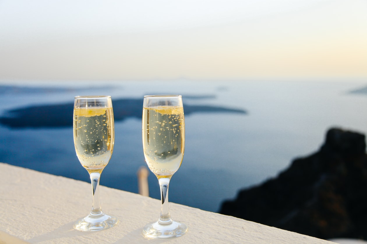 COUPLE SAY NO POINT HOLDING LAVISH WEDDING, SPEND ON HONEYMOON BETTER