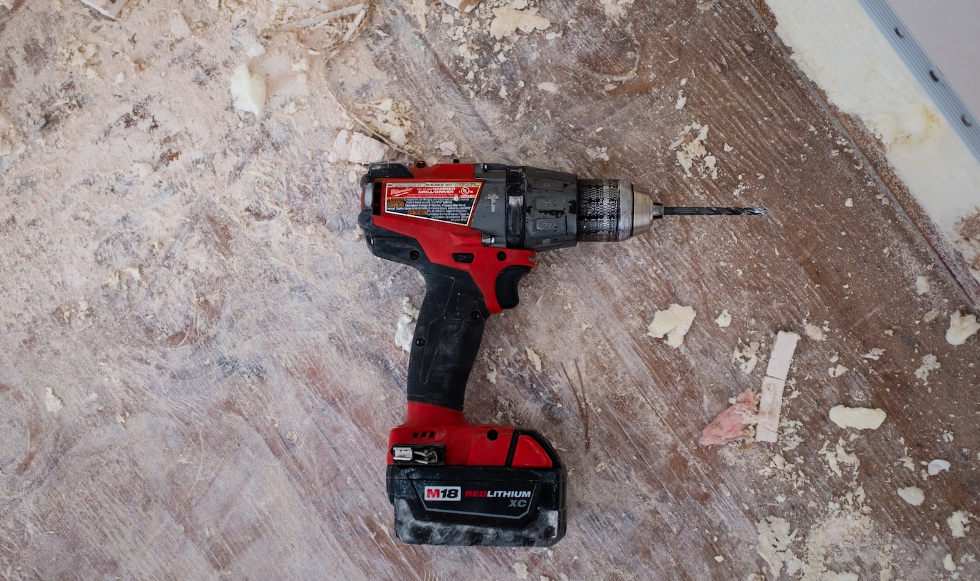 NEIGHBOUR DRILL AND DRILL CONTINUOUSLY FOR FEW MONTHS, MAKE ME CANNOT SLEEP PROPERLY