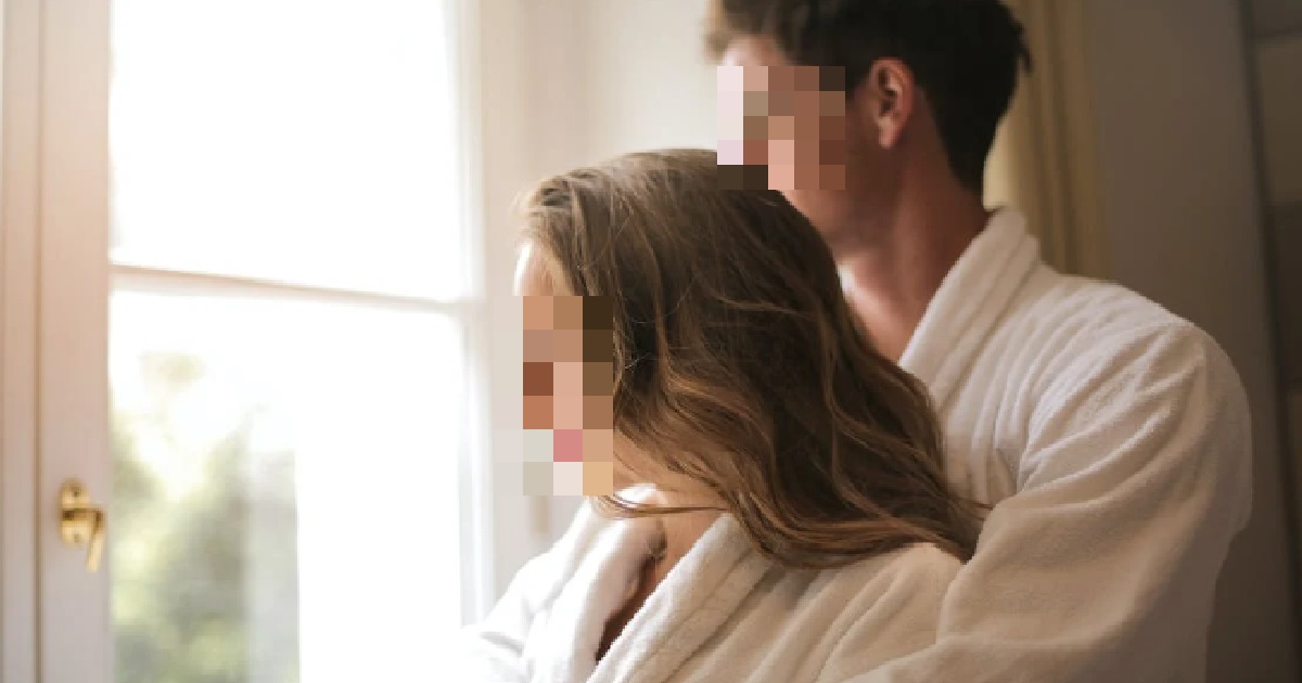IN-LAWS ASK TO JOIN COUPLE’S HONEYMOON & WIFE AGREES WITHOUT ASKING HUSBAND