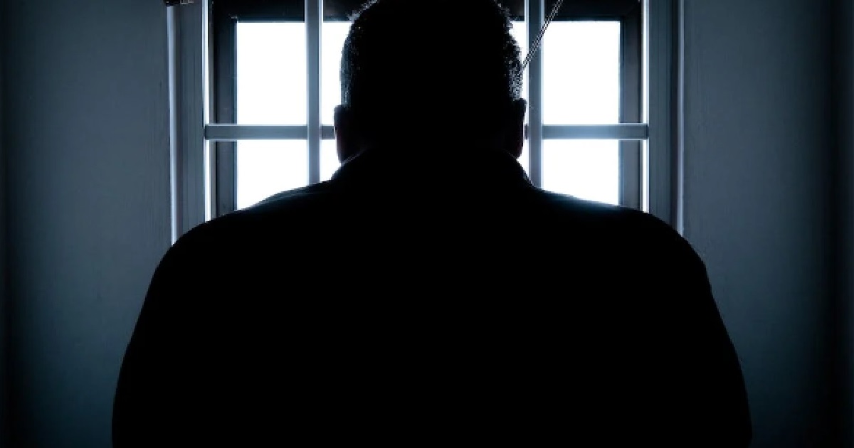 MAN GOING TO JAIL, SCARED COMPANY FIND OUT & WANT TO TAKE LEAVE TO GO TO JAIL