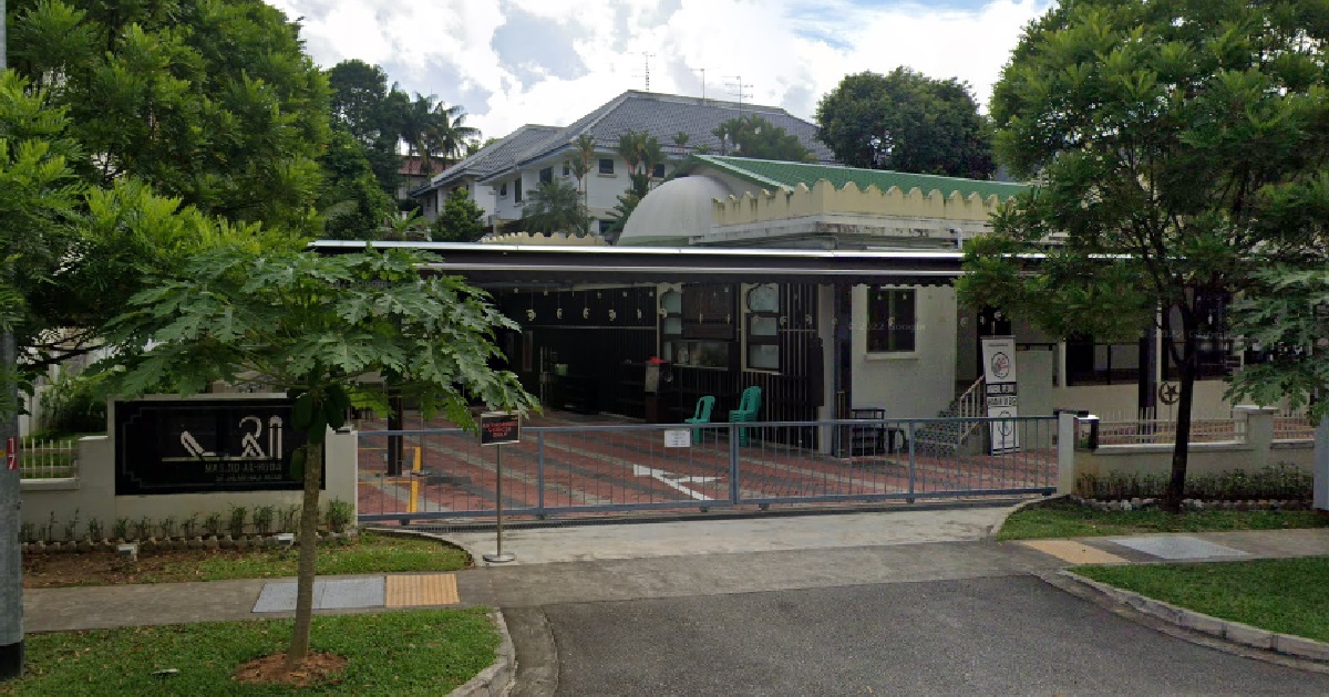 S’PORE MOSQUE GIVES BROKE MAN MONEY OUT OF GOODWILL, & HE RETURNS TO STEAL MONEY