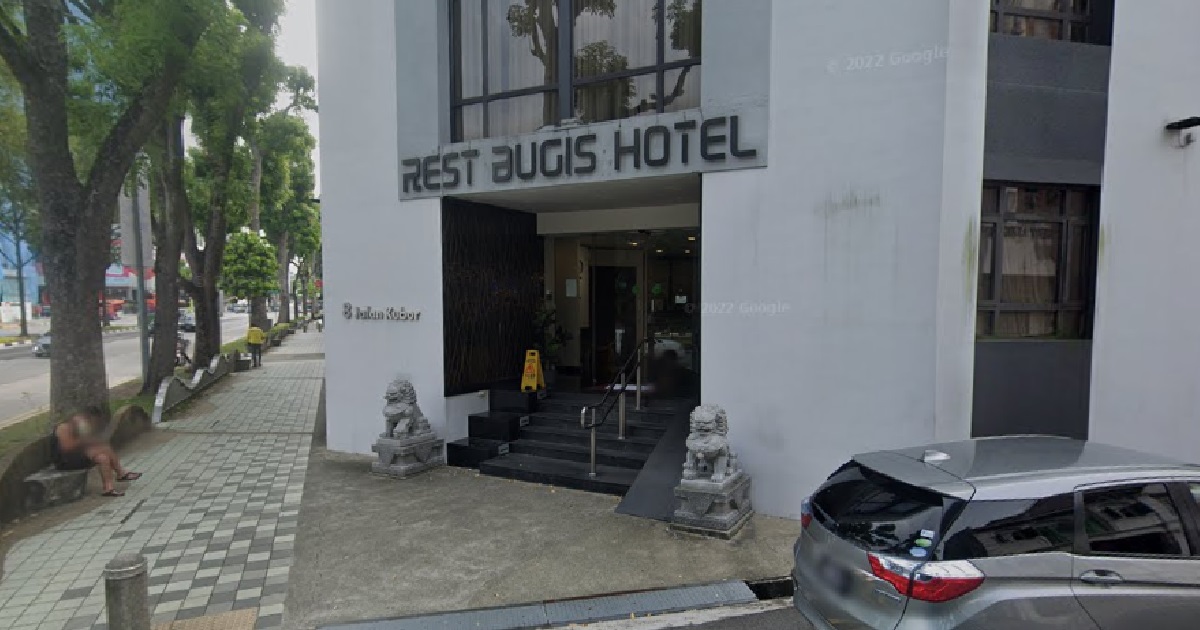 INJURED WOMAN FOUND IN POLICE RAID @ BUGIS HOTEL, 5 ARRESTED & 2 WEAPONS SEIZED