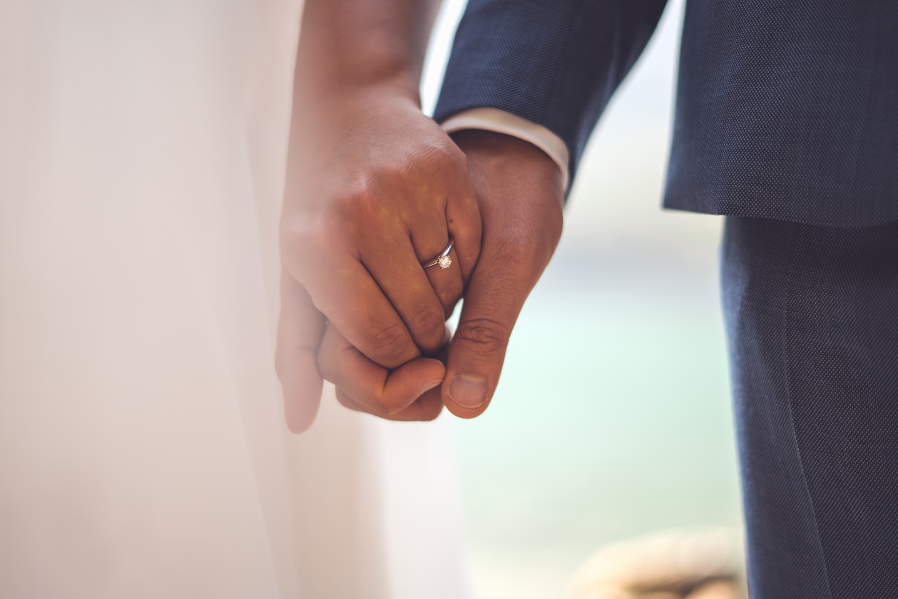 MAN SAYS MARRIAGE IS LIKE AN INVESTMENT, IT CAN BE GO GOOD OR EXTREMELY TERRIBLE