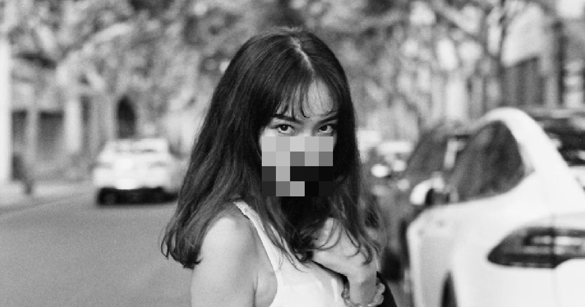 SHY GUY DON’T DARE TO MAKE EYE CONTACT WHENEVER HE IS TALKING TO CHIO BUs