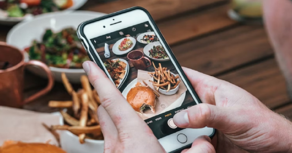 GUY FAKES HIS LIFESTYLE ON SOCIAL MEDIA, KAYSIAO “INVITED TO PARTIES” BUT IS HE SHOW UP HIMSELF