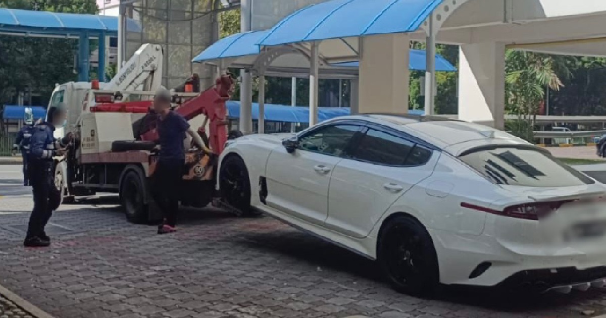 CARS & MOTORCYCLE KENA IMPOUNDED BY LTA FOR PROVIDING ILLEGAL CARPOOLING SERVICES