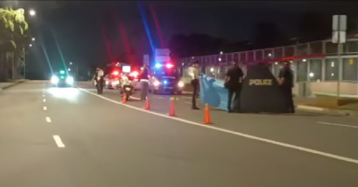 66 Y.O MAN PRONOUNCED DEAD ON THE SPOT AFTER ACCIDENT @ CHANGI, VAN DRIVER ARRESTED