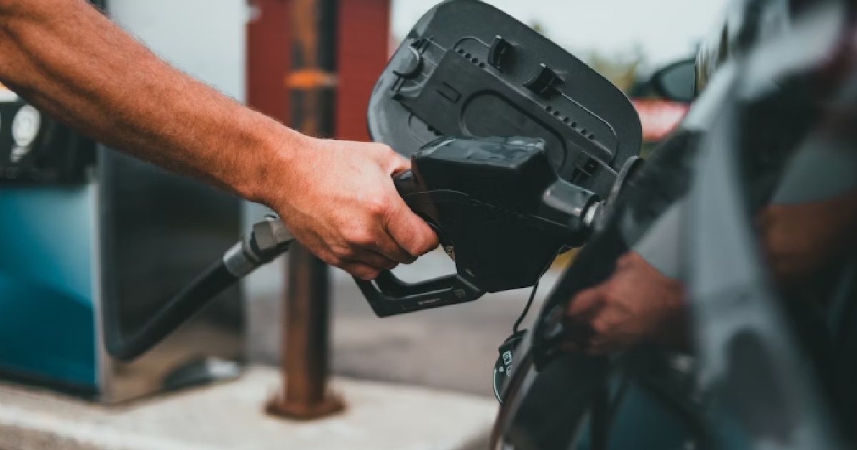 MAN PUMPS DIESEL INSTEAD OF PETROL INTO RENTAL CAR, KENA CHARGE $2.3K FOR DAMAGES