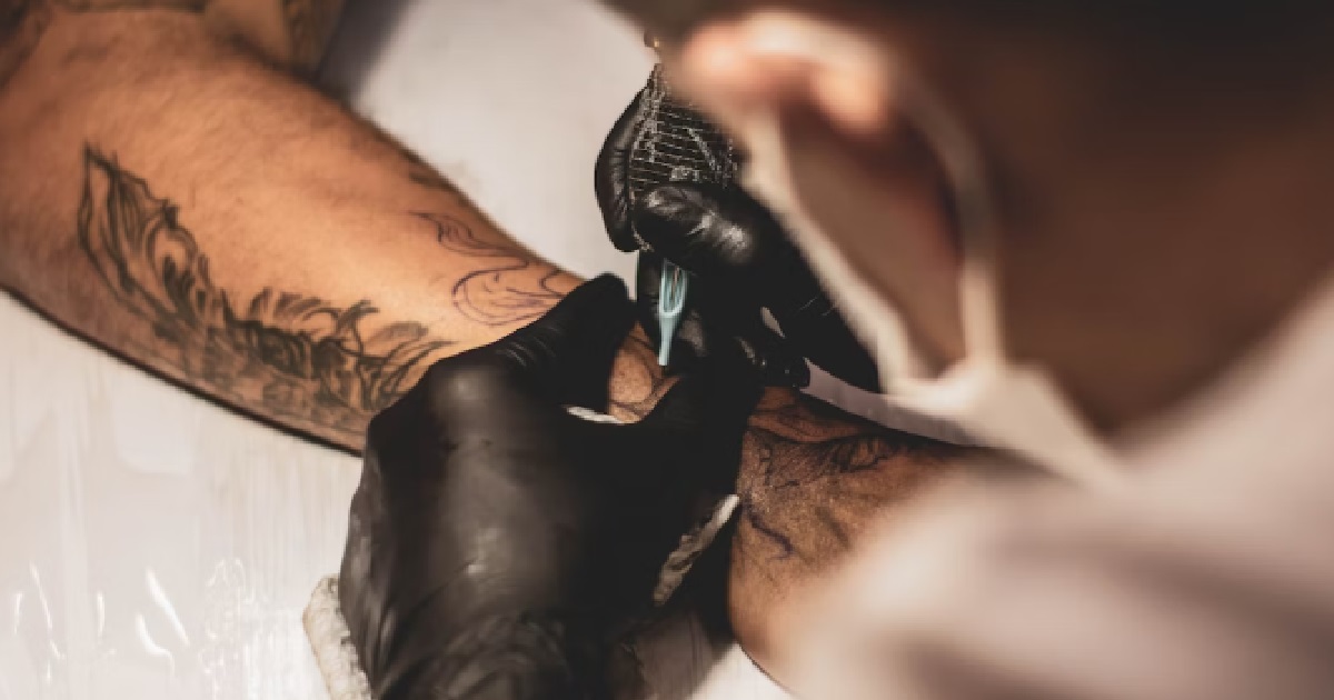 MAN’S EX-WIFE UPSET HE ADDED “ROT IN HELL” & TOMBSTONE UNDER TATTOO OF HER NAME