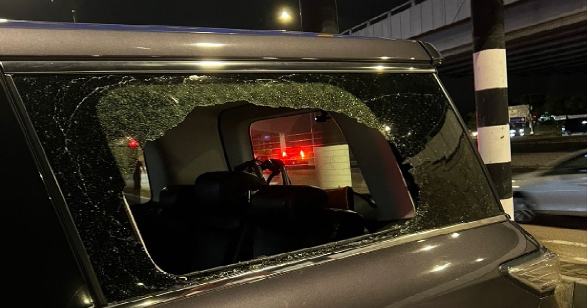 S’PORE FAMILY GOT ROBBED IN JB, ROBBERS SMASHED THEIR CAR & STOLE VALUABLES