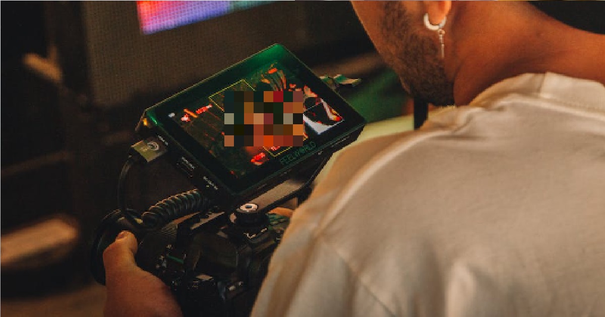 AFTER 20 YEARS, MAN REALISED HIS FIRST GF WAS “THE ONE” BUT SHE’S ALREADY HAPPILY MARRIED