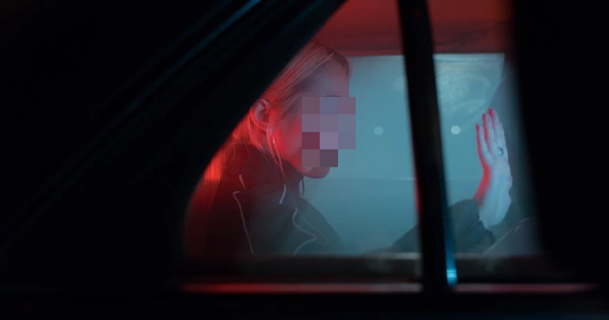 “TRADITIONAL” FATHER NOT HAPPY SON’S GF NEVER ALIGHT FROM CAR TO SAY BYE TO HIM