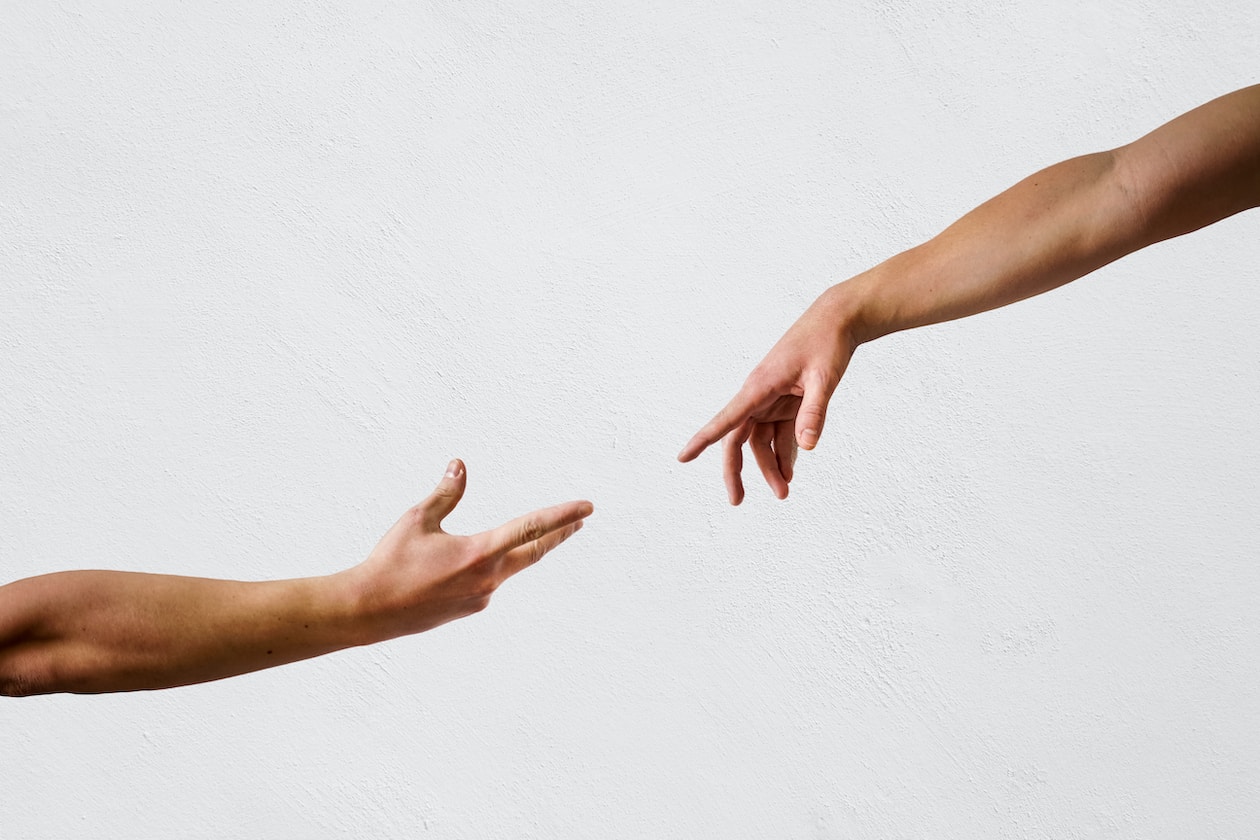 WOMAN IN NEED OF MONEY CAN’T QUIT AND AFRAID OF ‘TOUCHY’ MANAGER WHO DON’T STOP