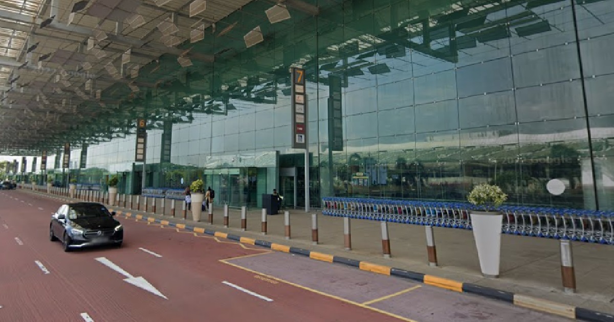 CABBY CALLS PASSENGER A WORD THAT RHYMES WITH “BEACH”, FACED 25 CHARGES & JAILED