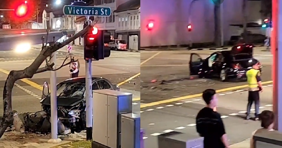 JIALAT ACCIDENT @ KAMPONG GLAM, CARS DESTROYED AND 4 PEOPLE SENT TO HOSPITAL