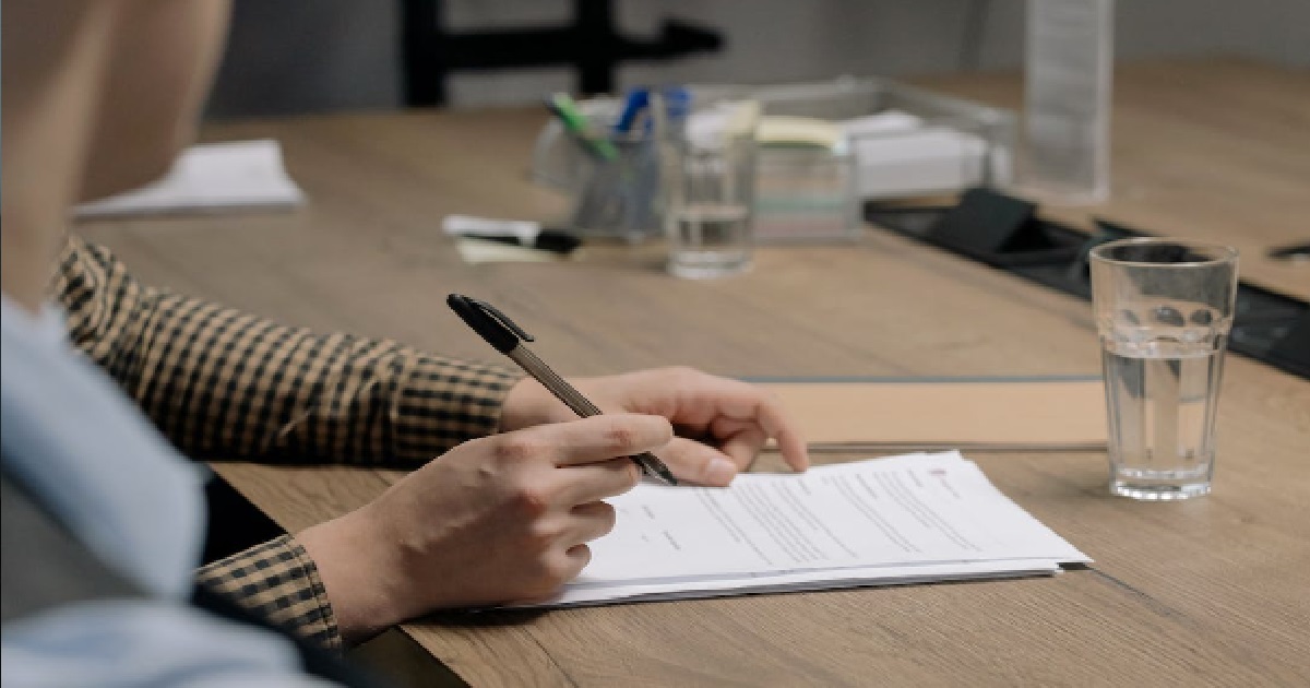 PARENTS DIED & LEFT $1M INHERITANCE, NOW CHILDREN FIGHTING OVER THE MONEY