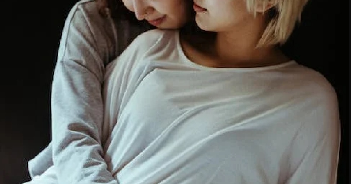 MARRIED MUM-OF-2 CHEATED WITH ANOTHER WOMAN, TELLS HUSBAND: “I WAS CONFUSED”