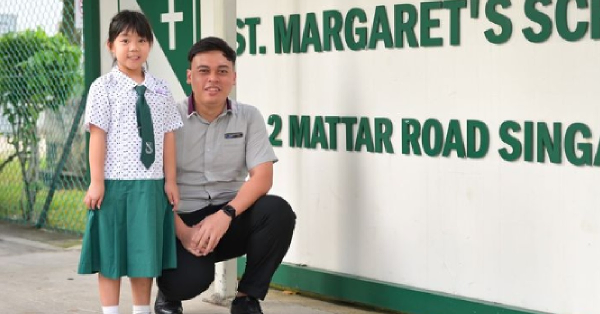 MRT STAFF FOUND 6 Y.O GIRL LOST AT CROWDED MRT STATION, HELPED SEND HER TO SCHOOL