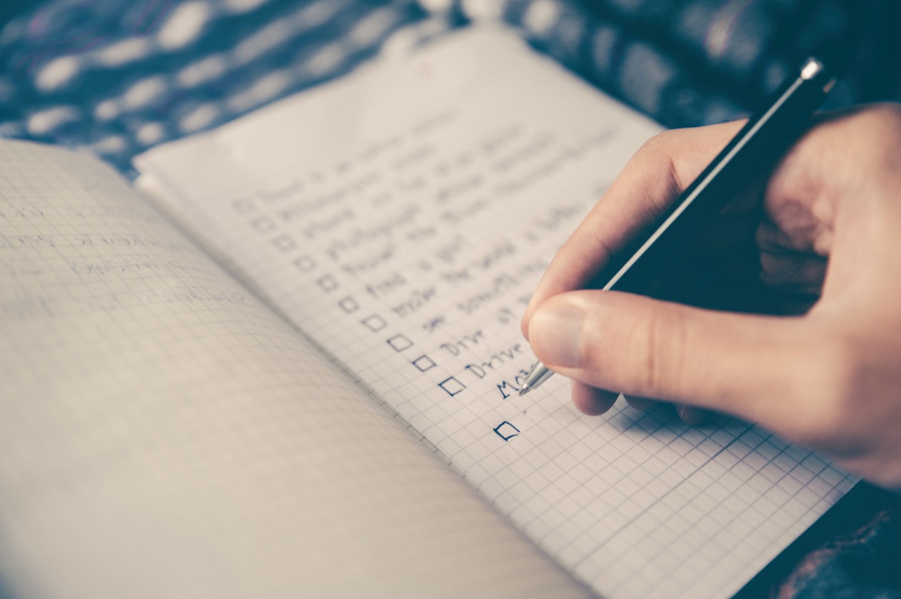 MAN STUNNED AFTER WIFE DETAILS THEIR RETIREMENT PLAN
