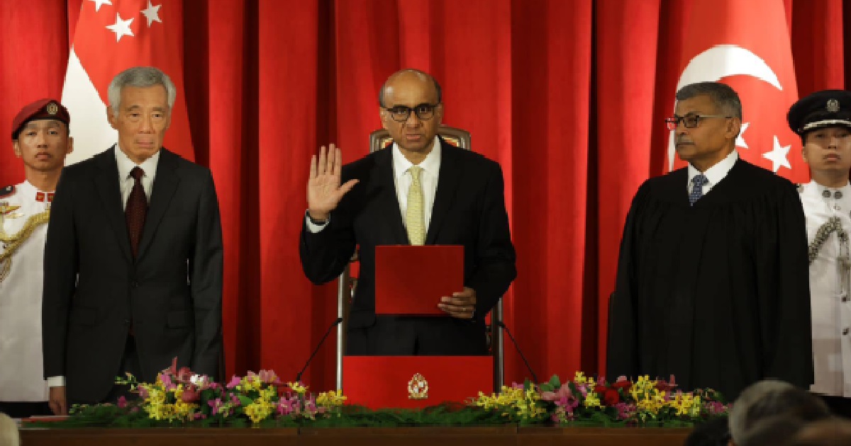 THARMAN OFFICIALLY SWORN IN AS S’PORE PRESIDENT, PROMISES TO BE INDEPENDENT & SCRUPULOUS