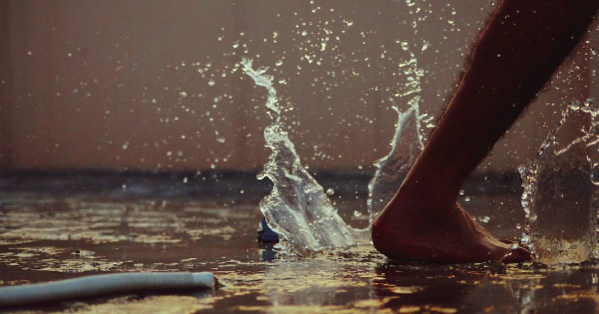 GIRL WENT JOB INTERVIEW WITH BF’S PEW PEW JUICE INSIDE HER CB BECAUSE TOO NERVOUS